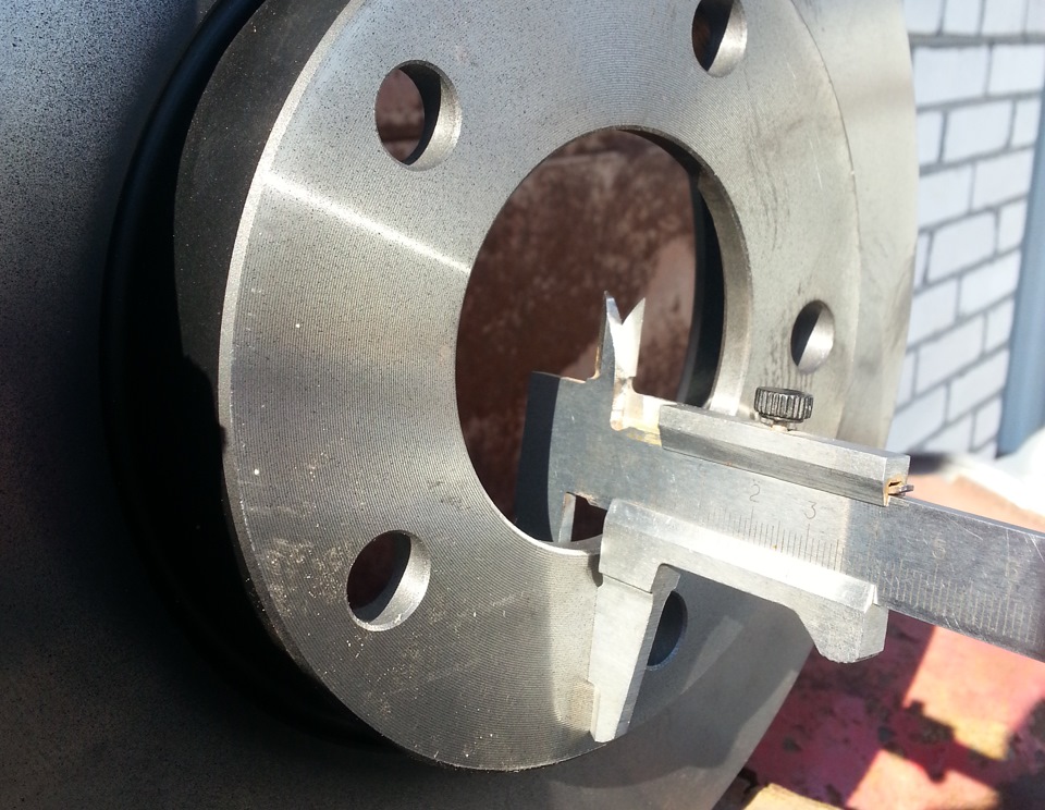 Если тормозной диск не снимается — Mazda 3 (1G) BK, 1,6 л, 2007 года ...