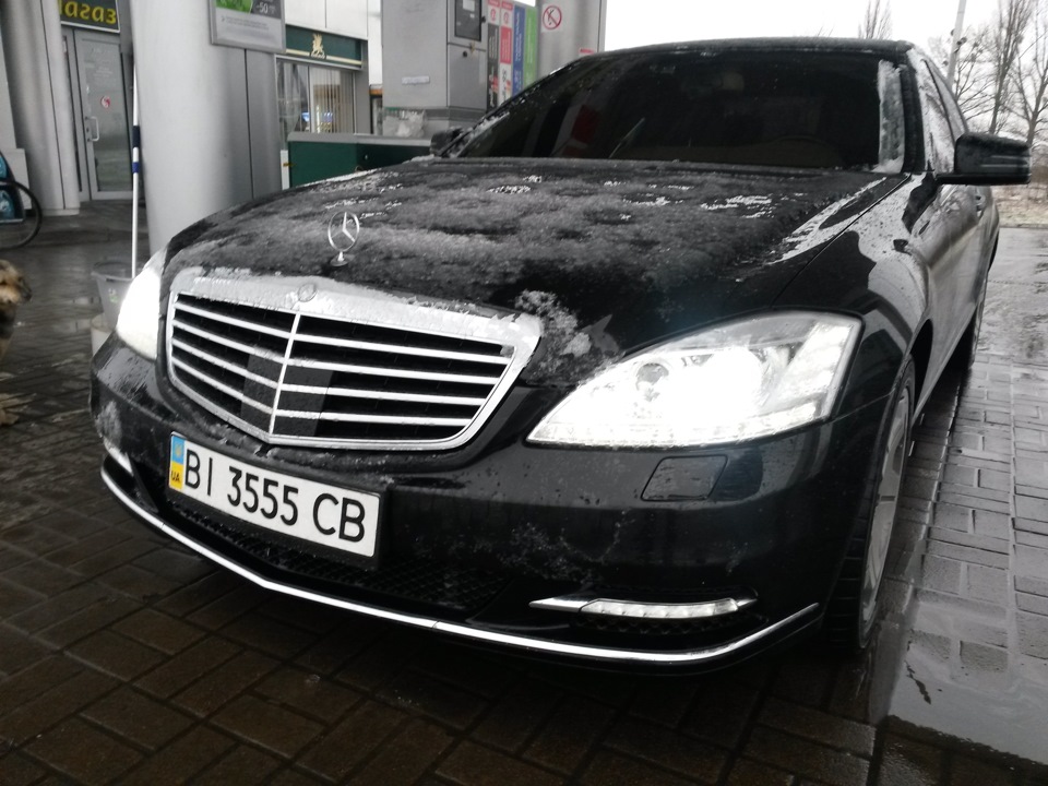 Фото в бортжурнале Mercedes-Benz S-class (W221)