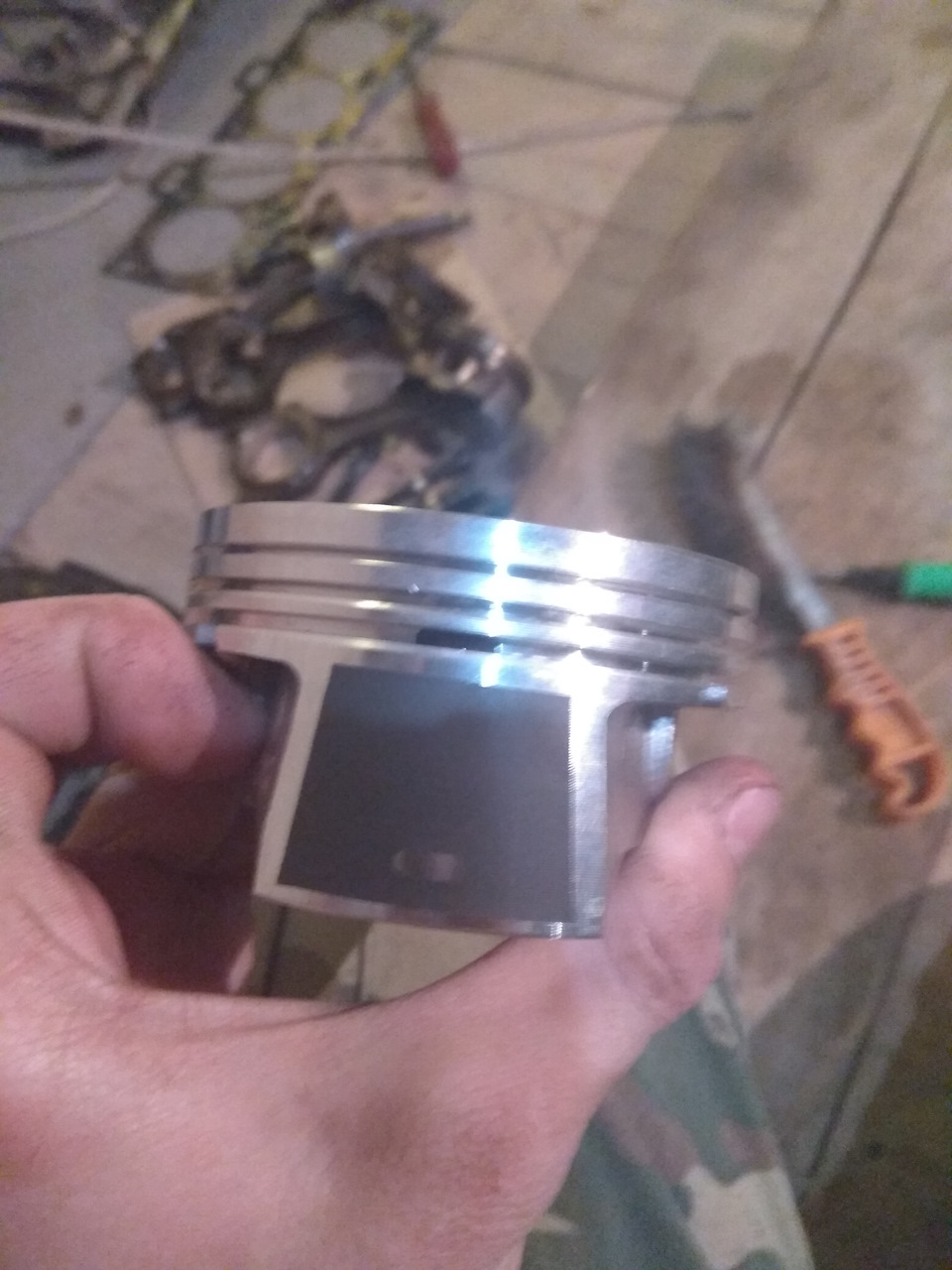 Замена поршней 21126 — Lada Калина хэтчбек, 1,6 л, 2010 года | своими ...