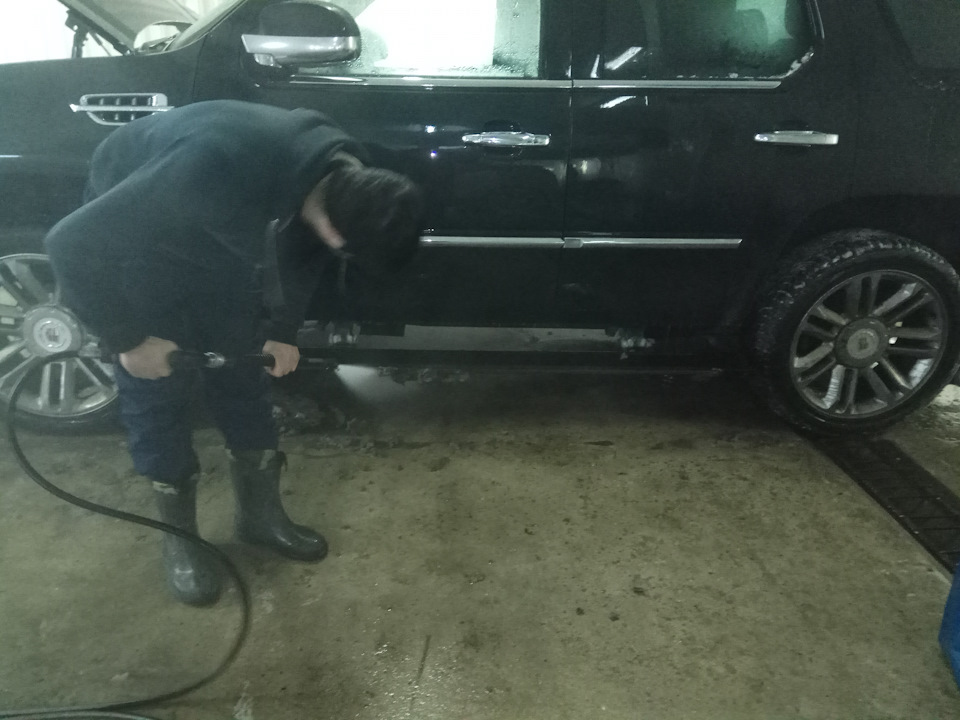 2cb9af5s 960 кадиллак эскалейд где номер двигателя