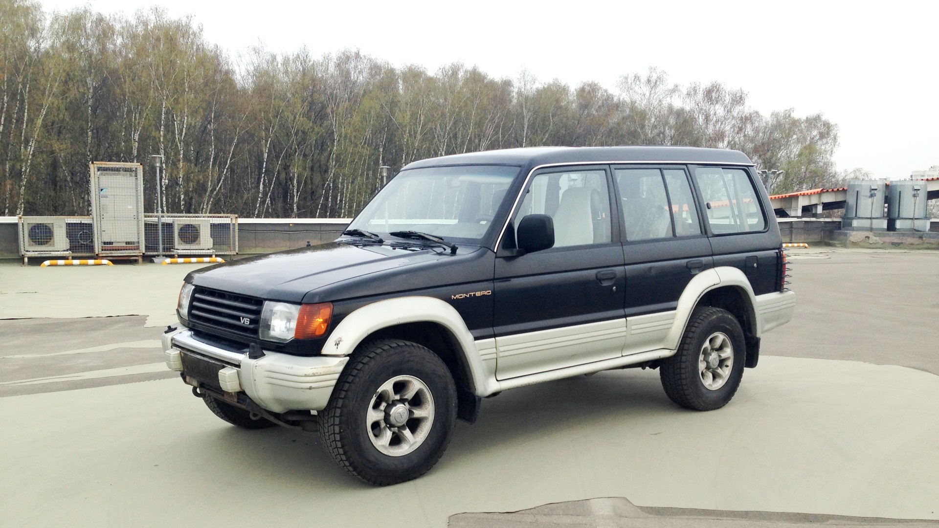 Mitsubishi Montero II (V20) 3.5 бензиновый 1995 | SR,