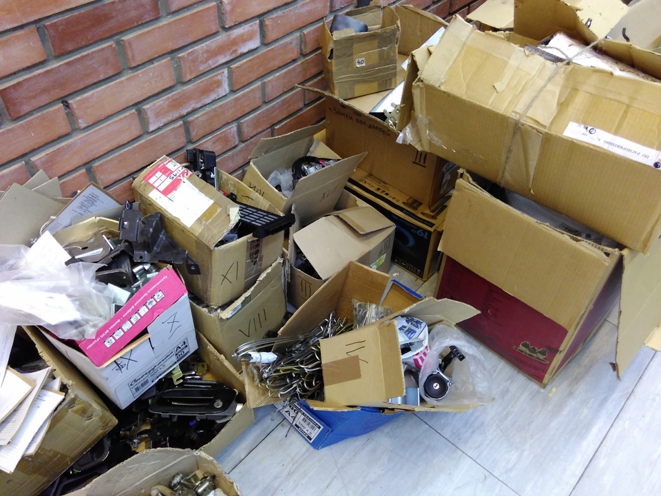 Фотозагадка. Комбинация панели приборов. — Lada Калина универсал, 1,6 л ...