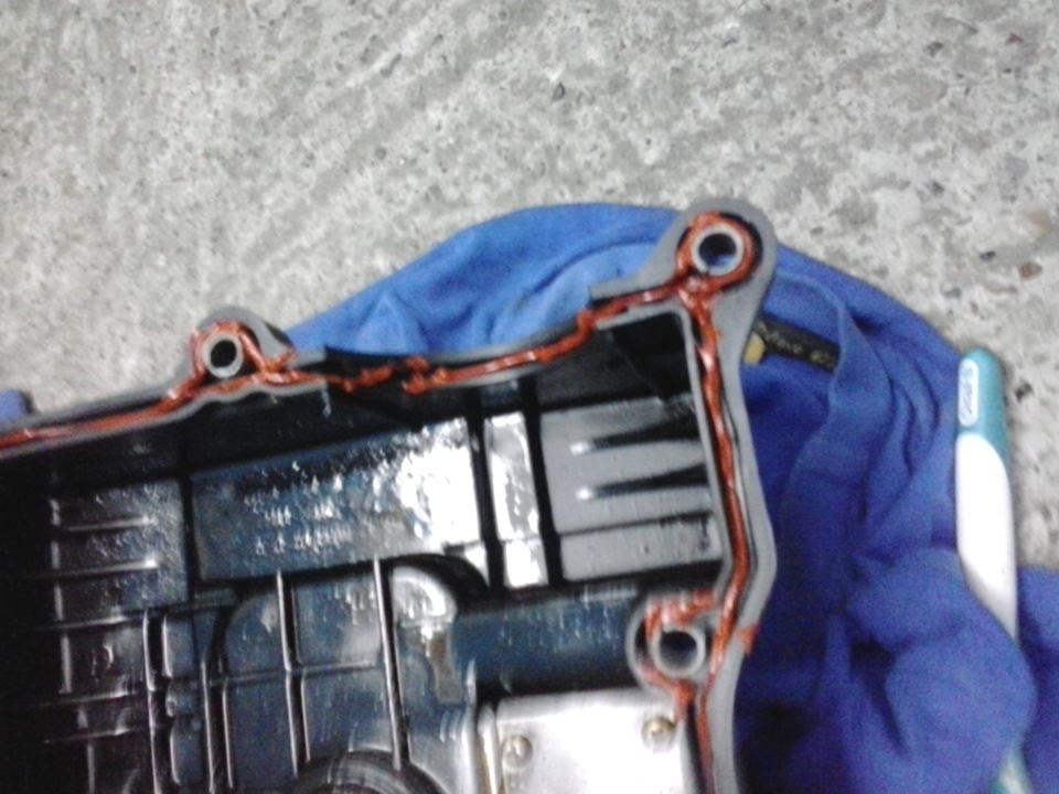 замена прокладки крышки клапанов, установка верхнего успокоителя цепи ...