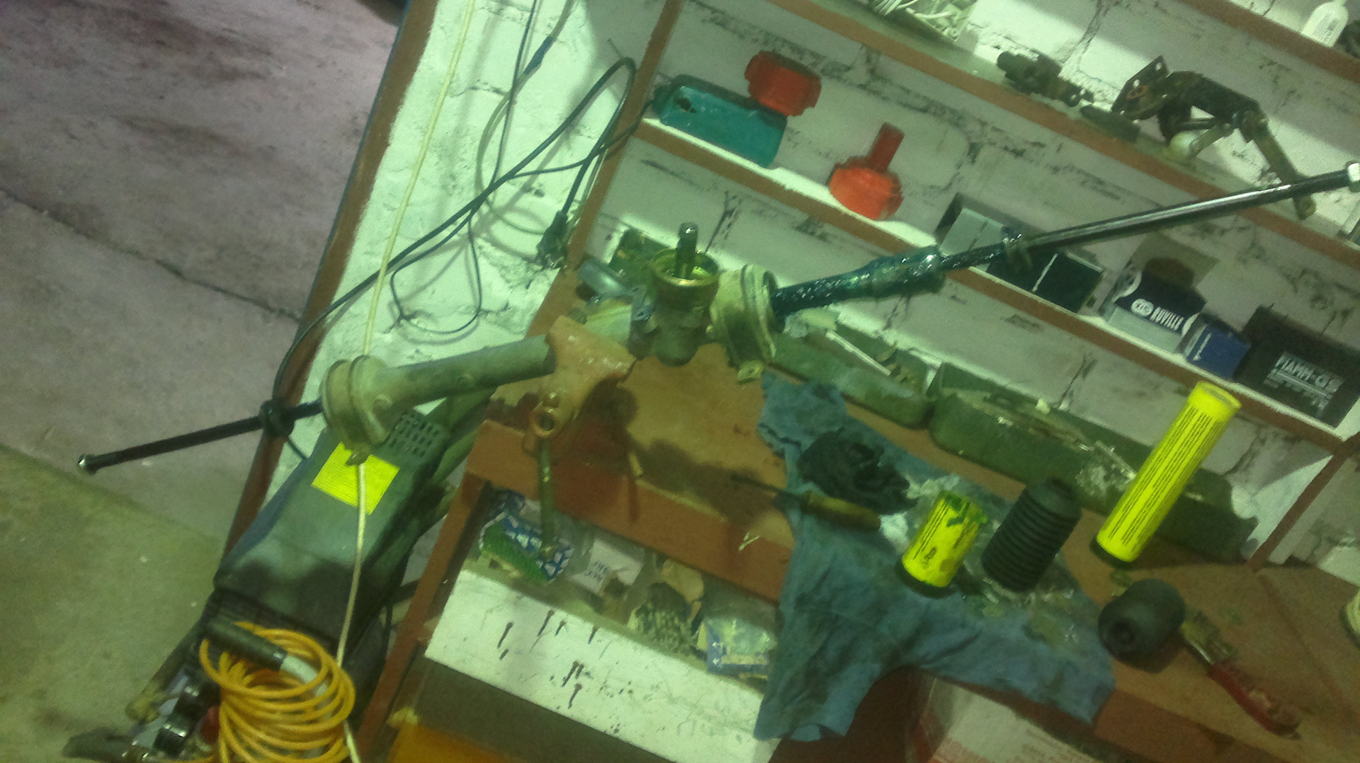 Ремонт рулевой рейки замена рычагов и наконечников — Volkswagen Golf ...