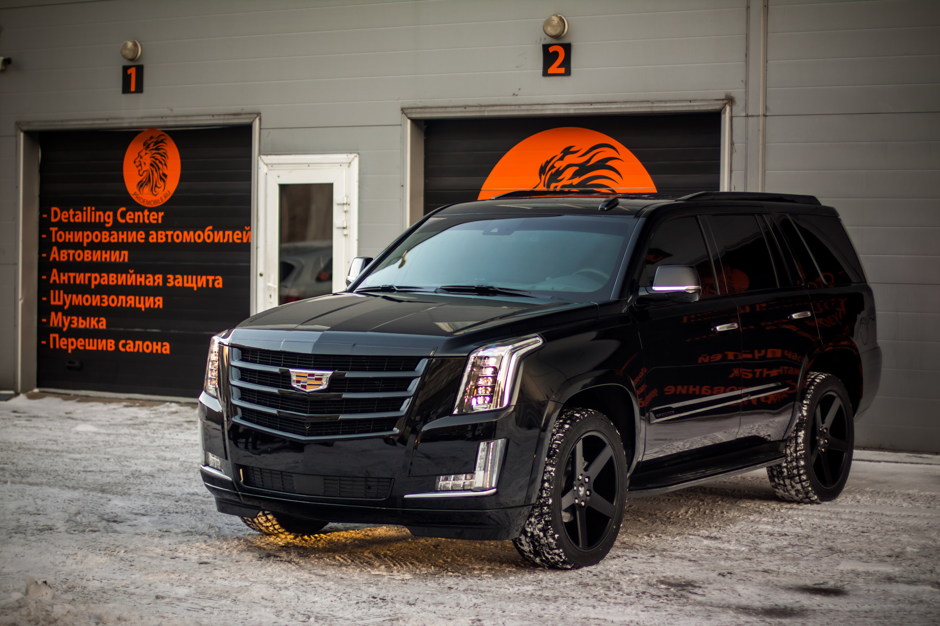 Cadillac Escalade 3 Black