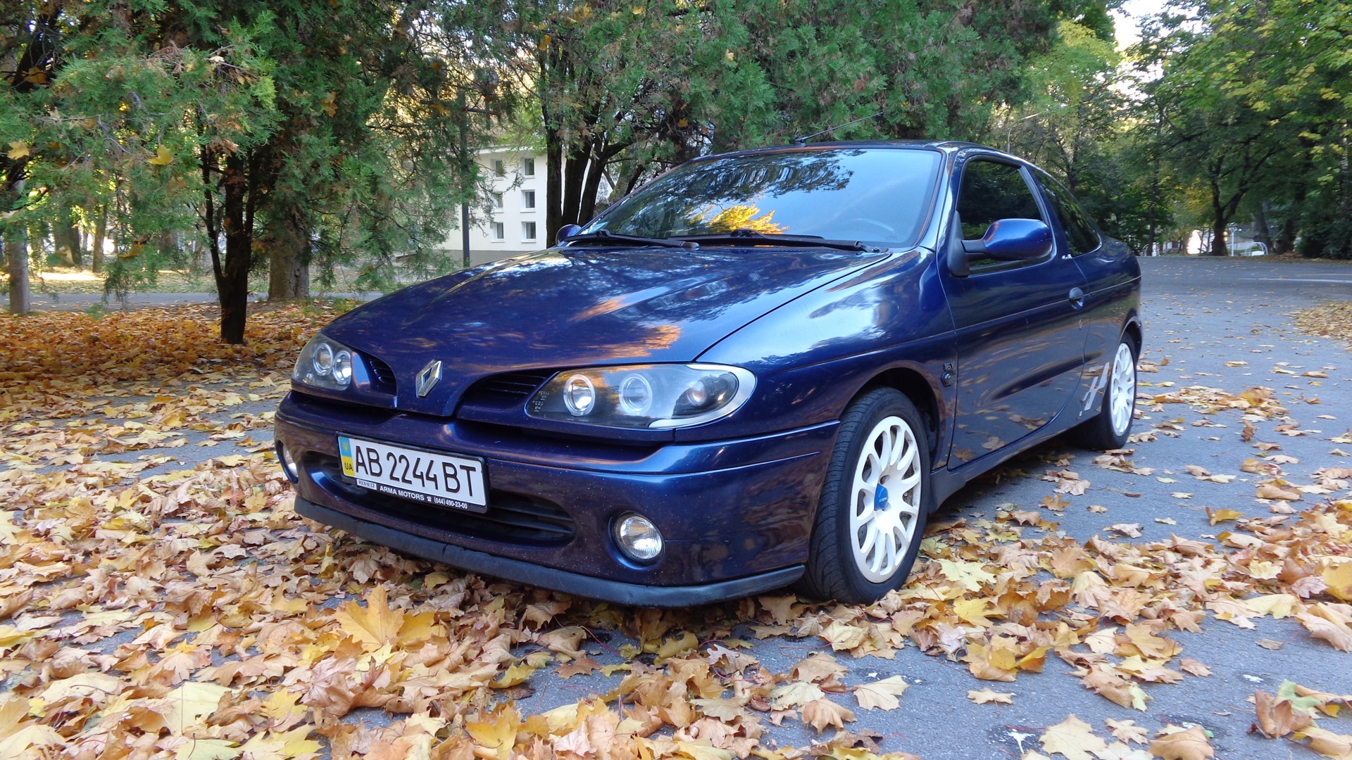 Renault Megane Coupe 2.0 бензиновый 1998 | F7R Williams Heart на DRIVE2