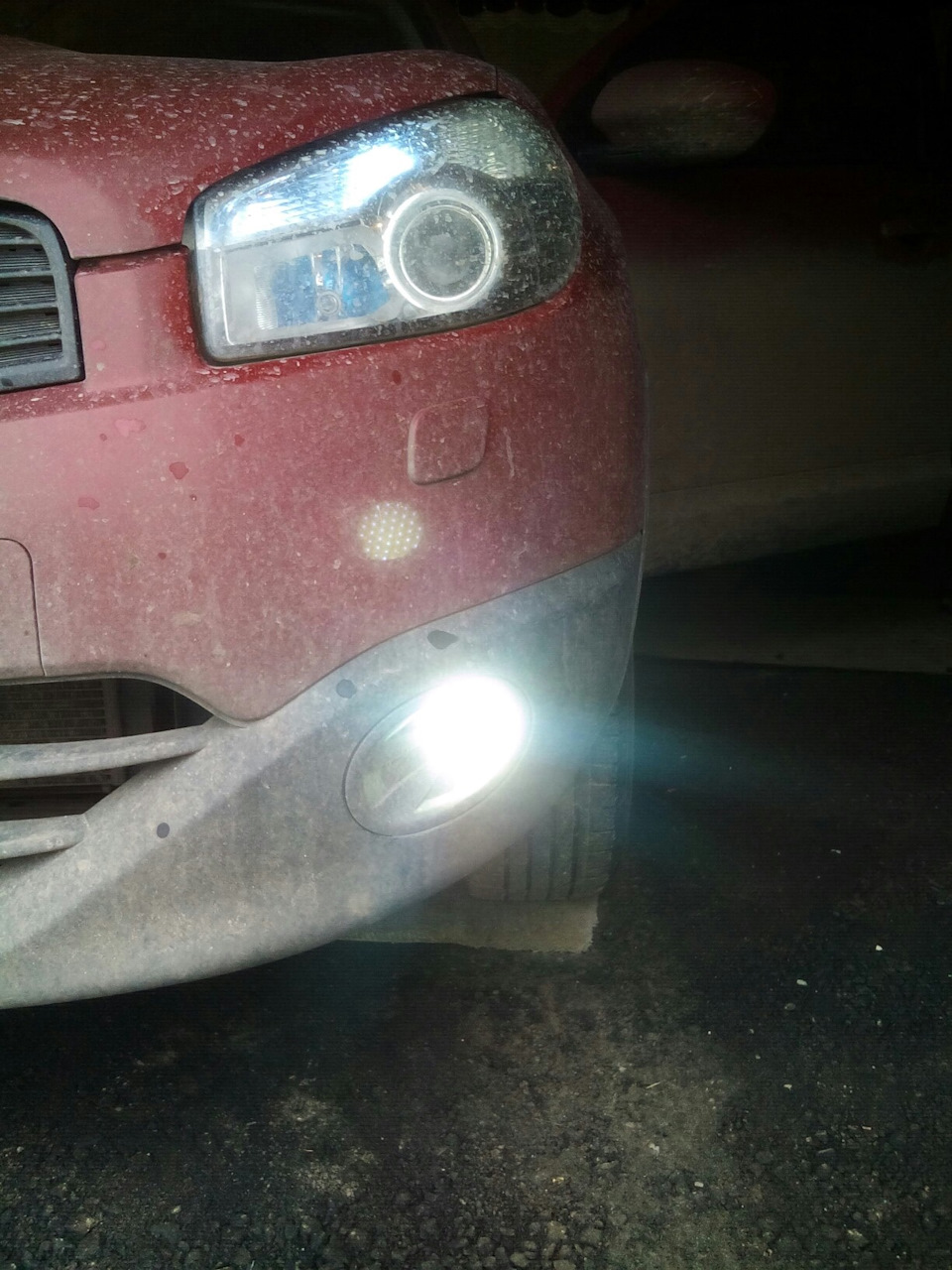 Переделка ПТФ Кашарика — Nissan Qashqai (1G), 1,6 л, 2010 года | тюнинг ...