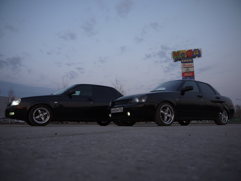 Два Седана … — Lada Приора седан, 2008 года | встреча | DRIVE2