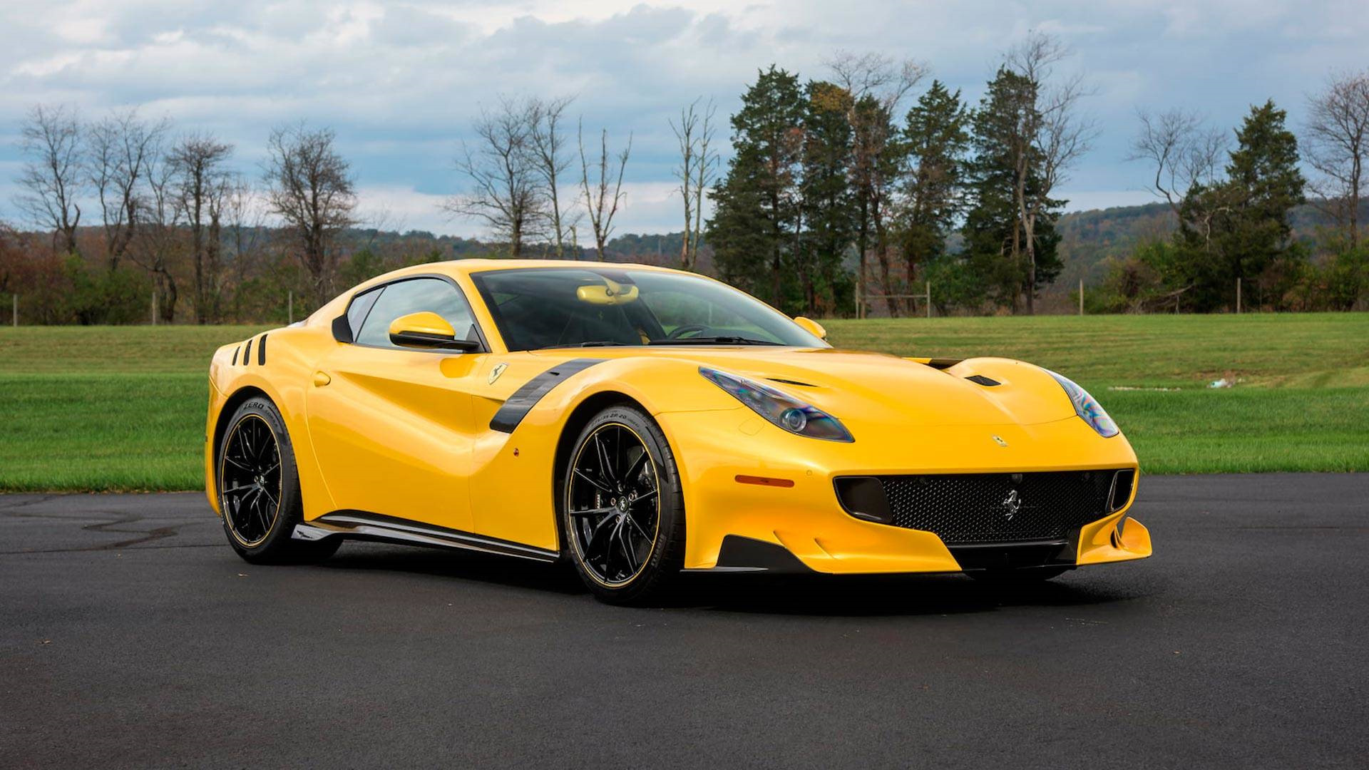 Ferrari f12 Berlinetta черная матовая