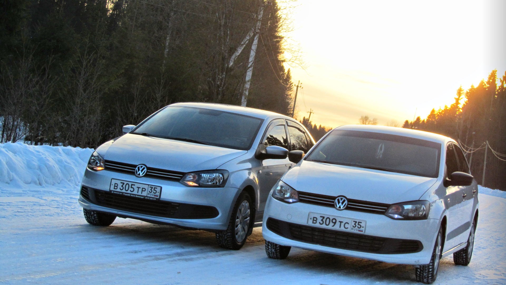 Volkswagen плюсы и минусы. Поло Фольксваген седан 1.6 зима. Polo sedan зима. Volkswagen Polo, 5 поколение, седан 2012. Р711тс11 Фольксваген поло.