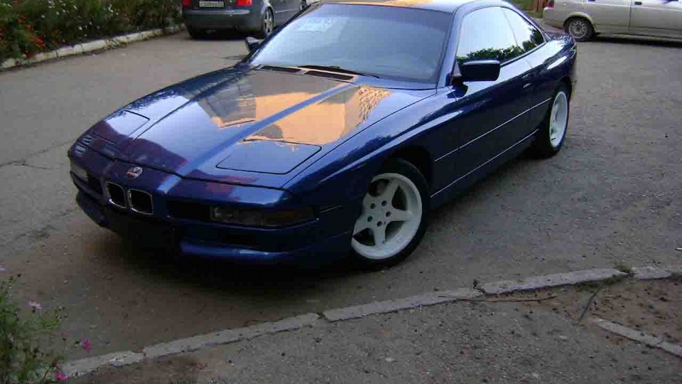 Bmw 8 Series V12 Drive2