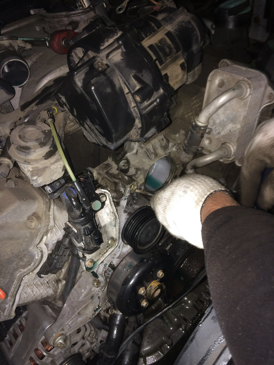 Замена термостата, датчика ОЖ и передних тормозных колодок W210 ...