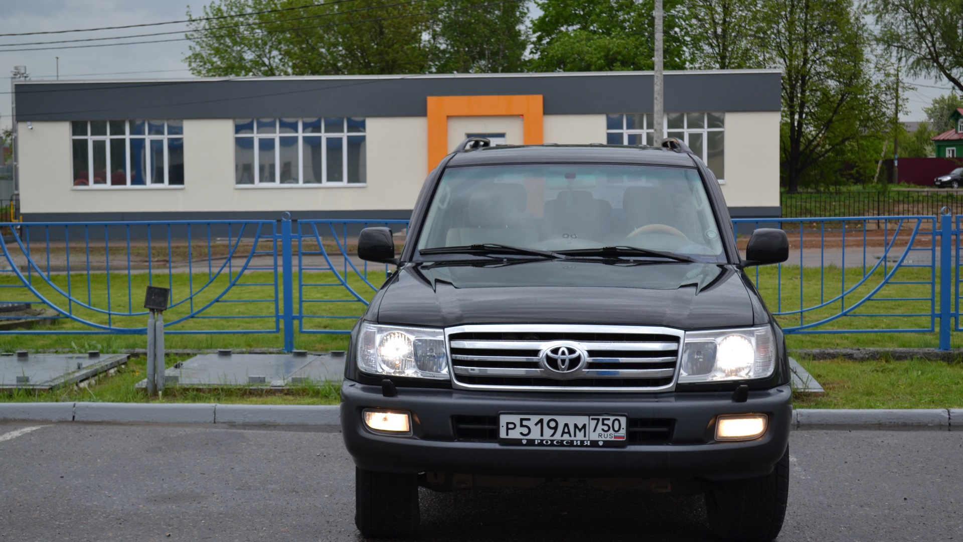 Toyota Land Cruiser 100 4.2 бензиновый 2005 | 100 1HD-FTE на DRIVE2