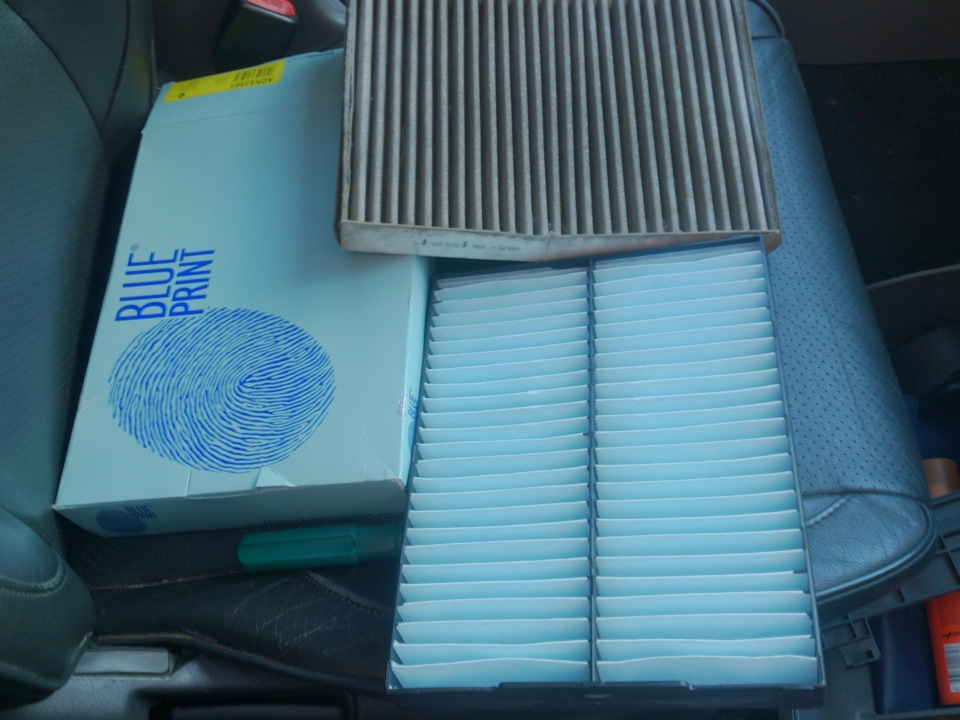 Замена салонного фильтра. - Suzuki Escudo (3G), 2 л, 2008 года плановое ТО DRIVE