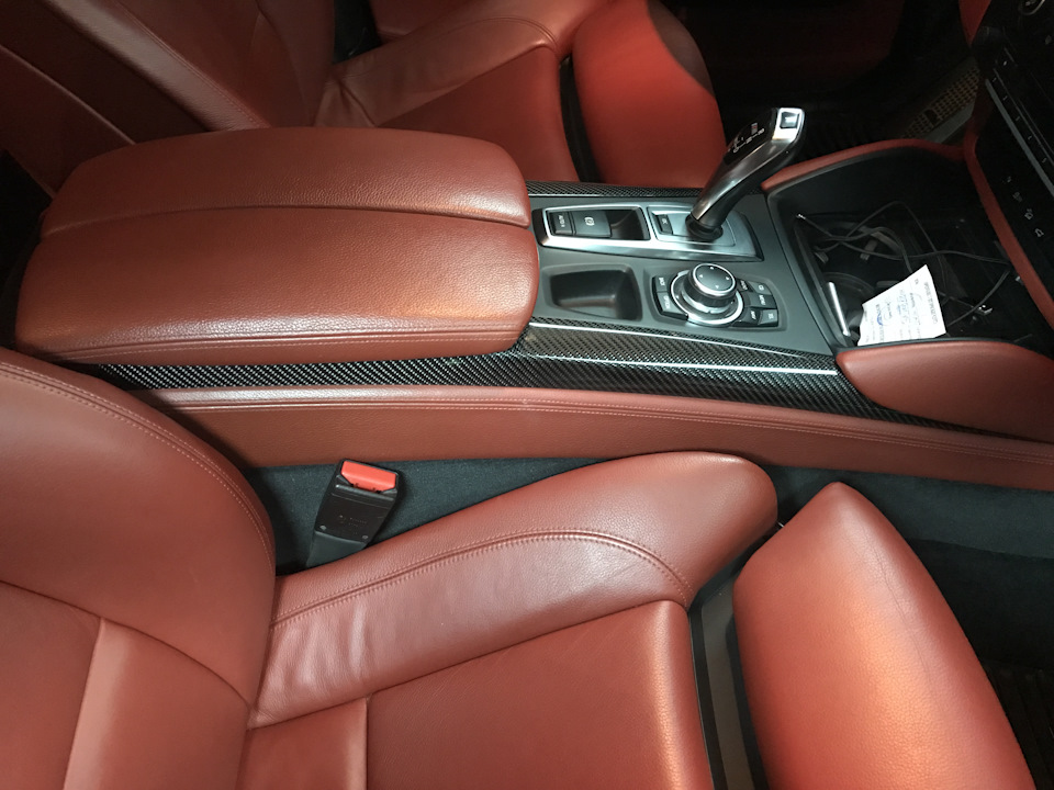Карбоновые накладки в салон 😎 — BMW X6 M (E71), 4,4 л, 2010 года ...