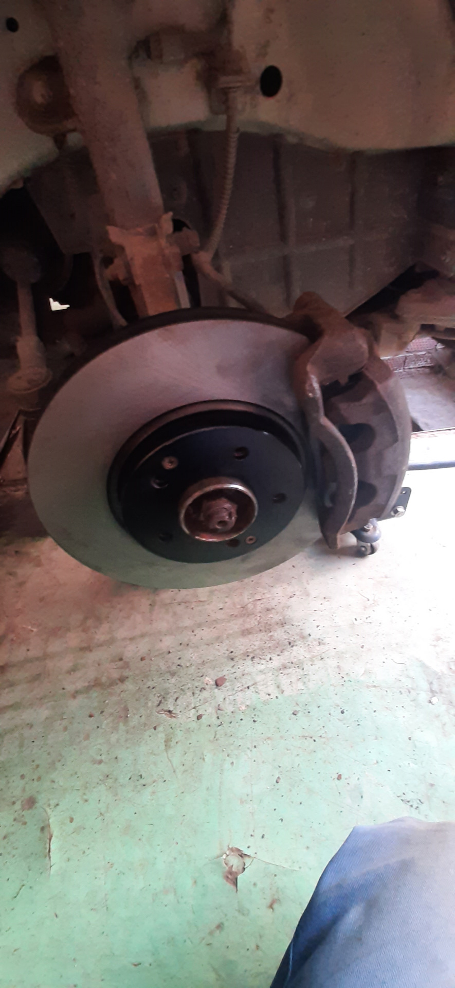 Замена колодок и дисков — DRIVE2