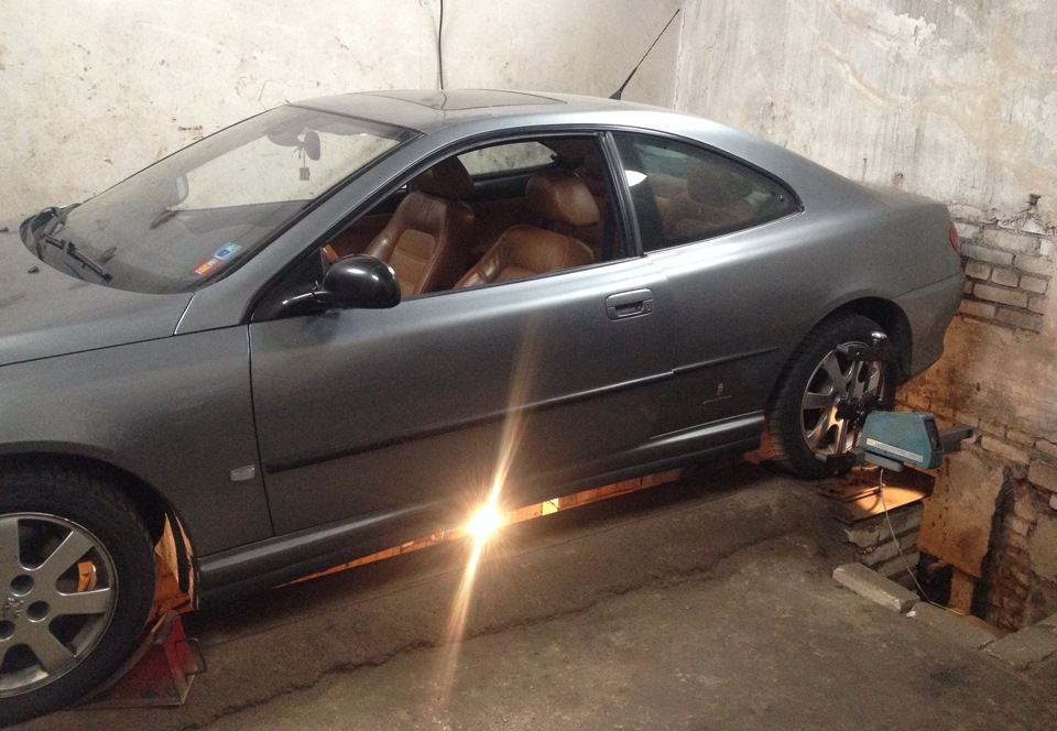 Рулевой наконечник и регулировка схождения колес — Peugeot 406 Coupe, 3 ...