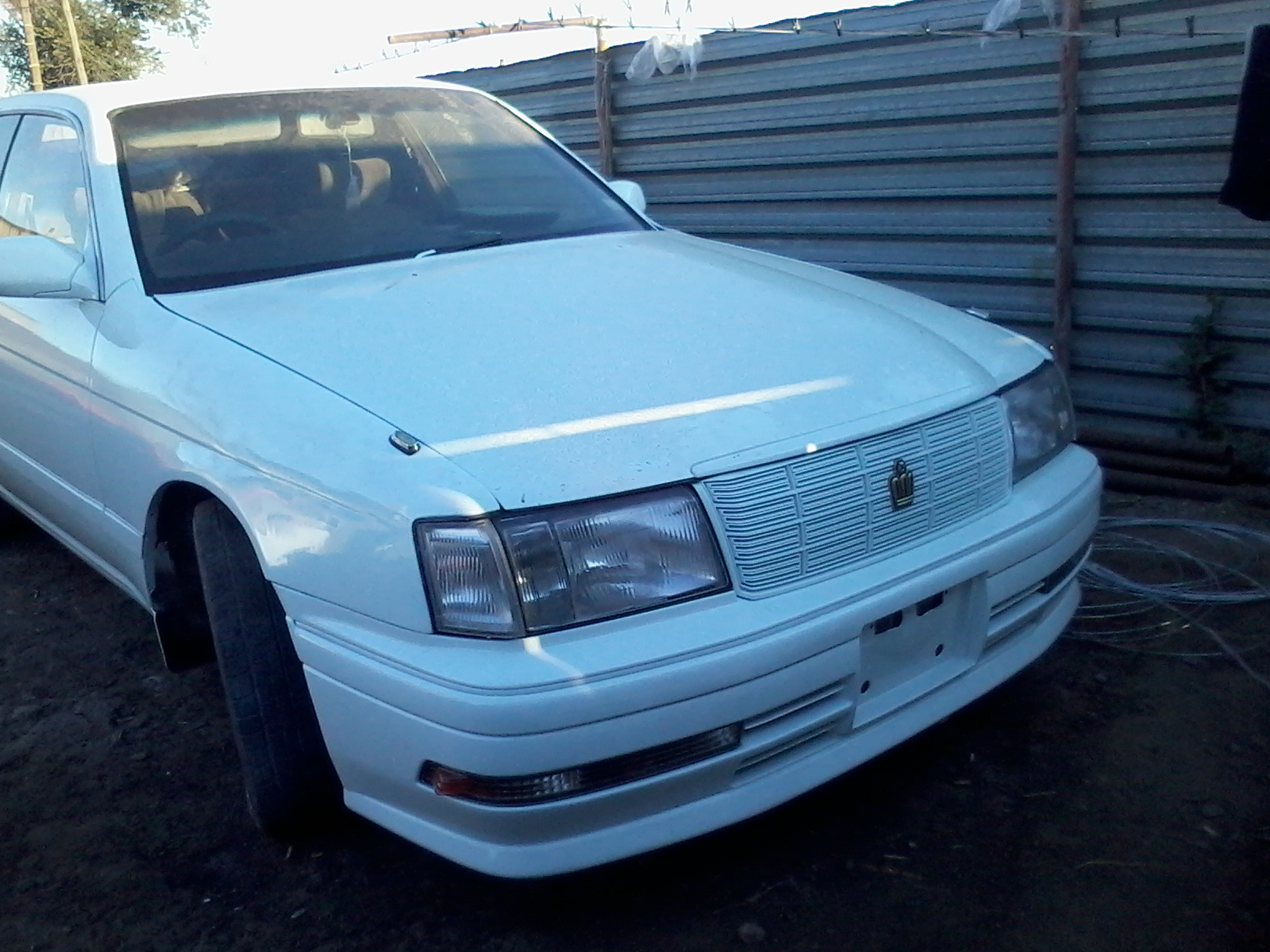 Toyota Crown gs141