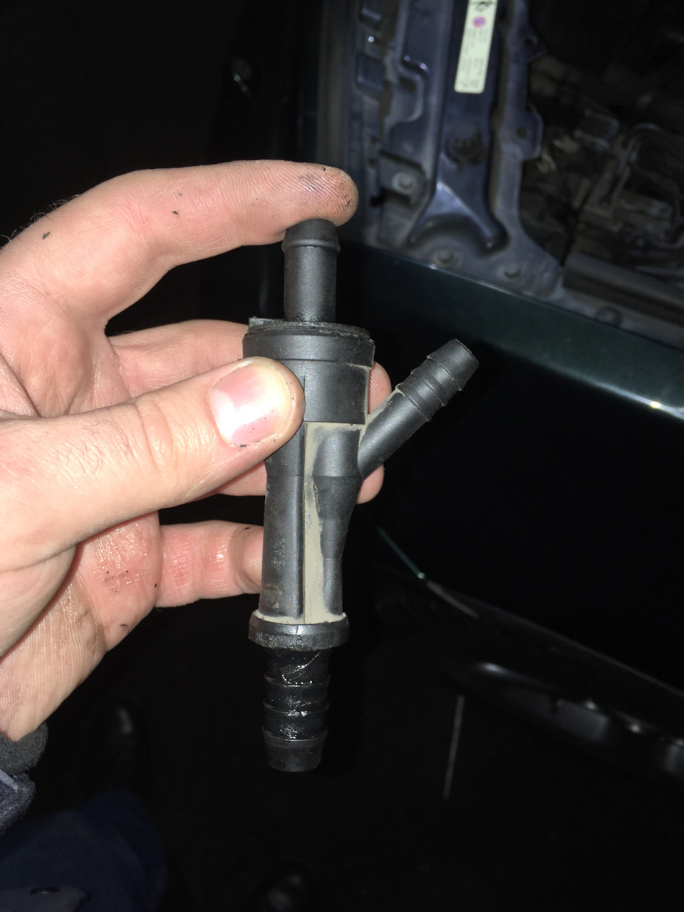 Сальник переднего редуктора и вакуумный клапан — BMW X5 (E53), 3 л ...