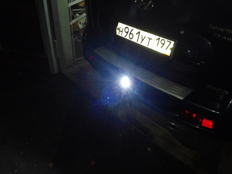 Подсветка камеры заднего вида — Hyundai Santa Fe (1G), 2,7 л, 2008 года ...