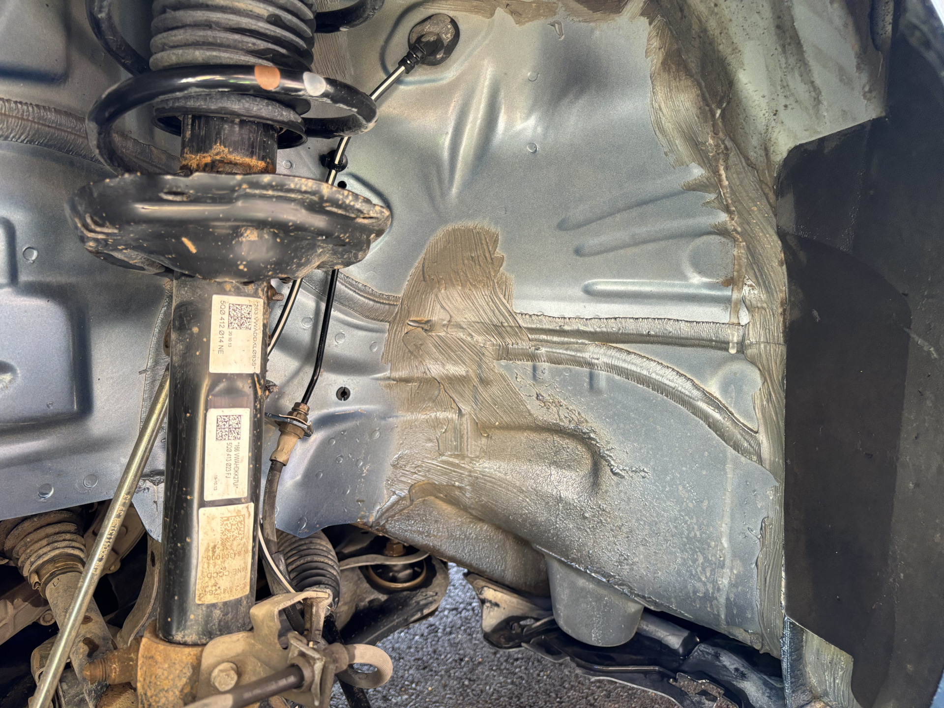 Замена лампочки, дальнего и ближнего света, без снятия бампера и фар ...