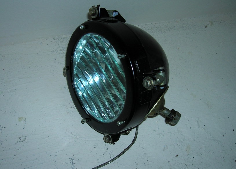 Танковая фара фг-127. Инфракрасная фара фг-125. Танковые фары т14. Фара искатель танковая. Танковые фары.