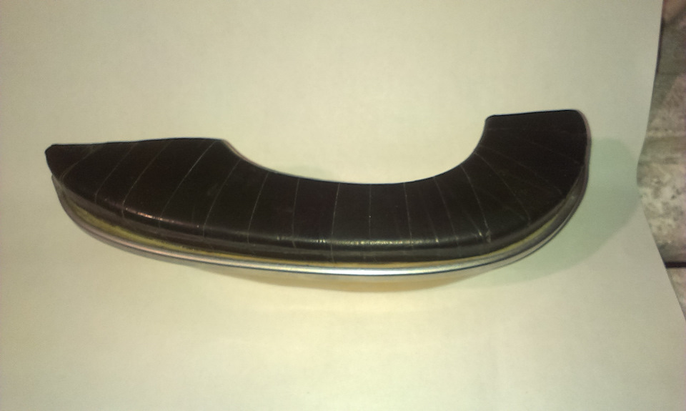 Ну вот что-то типа того — ГАЗ 21