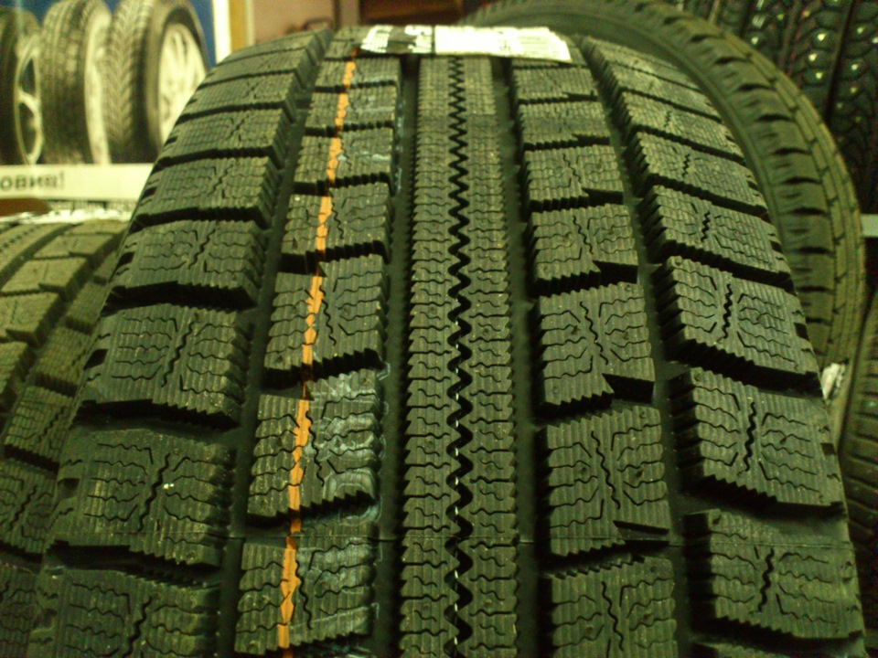 Нитто винтер. Nitto sn2 Winter. Шины Nitto sn2. Nitto SN 2 Winter 185/65 r14. Nitto sn2 Winter 195/65 r15.