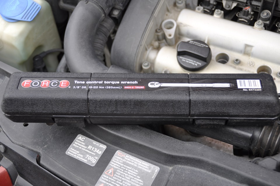 ждёт нового владельца в футлярчике — Volkswagen Golf Mk4