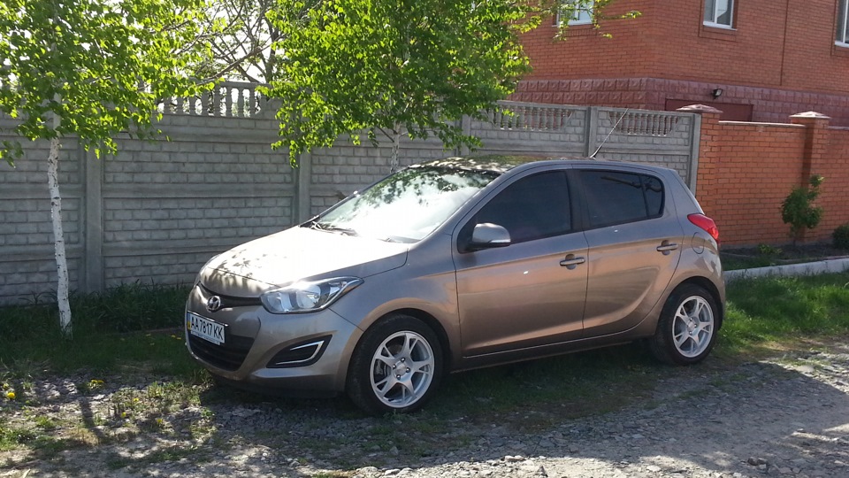 Hyundai i20