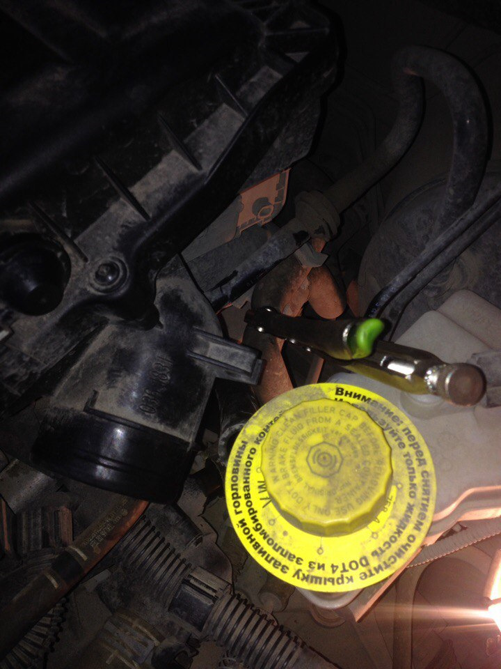 Как проходила установка подогрева — Volkswagen Polo Sedan, 1,6 л, 2013 ...