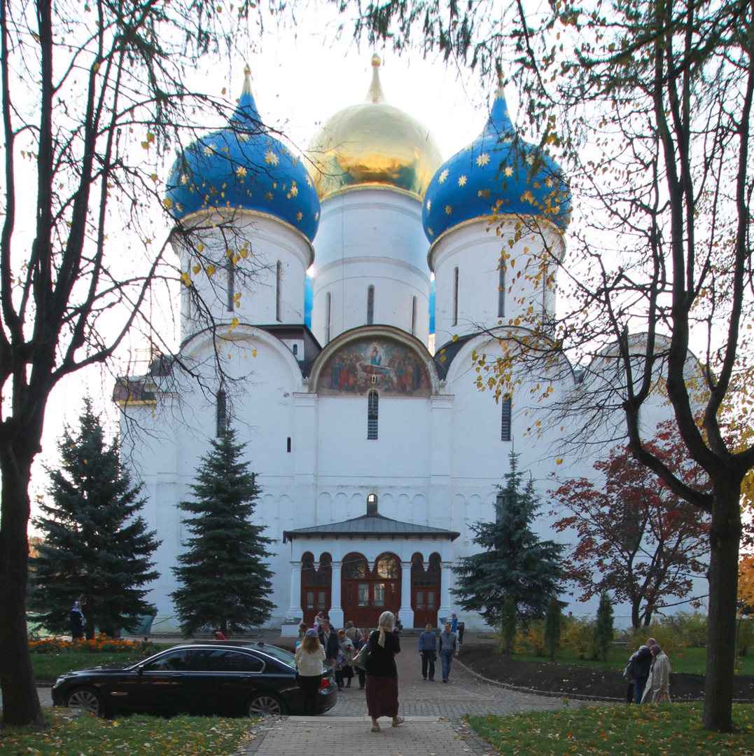 Троицкий монастырь в москве