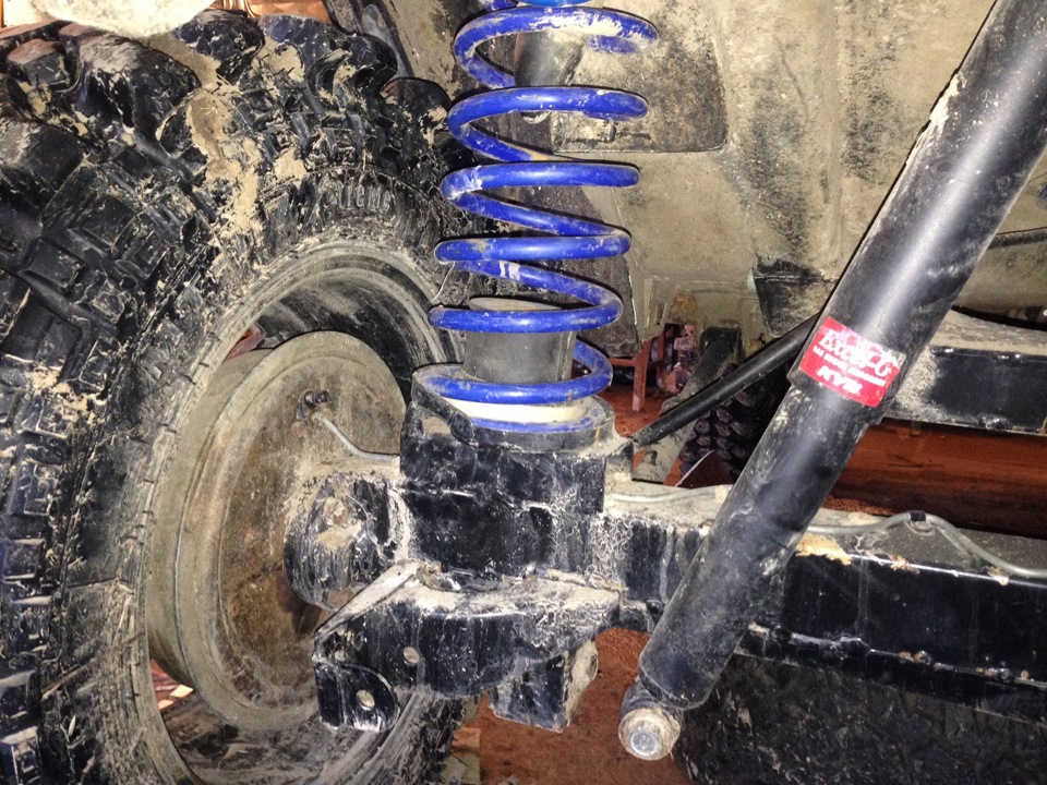 Обварка передних лонжеронов, обварка заднего моста и установка ...