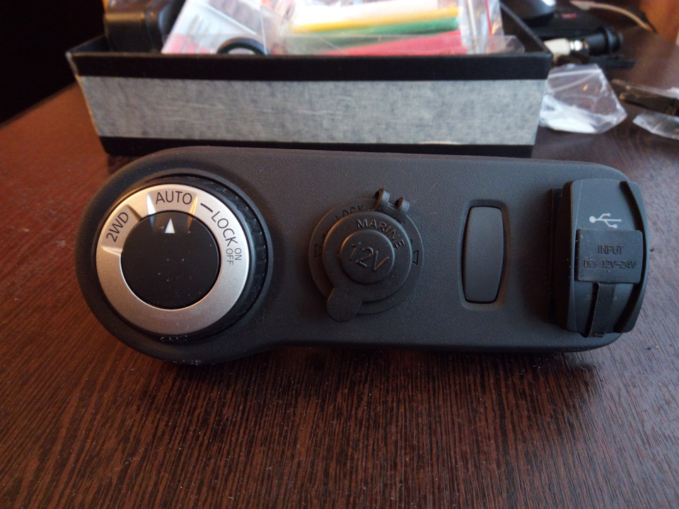 USB зарядка и розетка вместо прикуривателя — Renault Duster (1G), 1,5 л ...