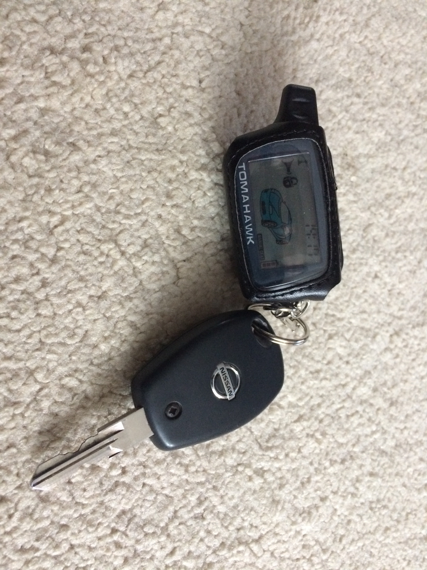 Топ автосигнализаций 2023. Крутые автосигнализации. Сигнализация top guard de-50. Брелок сигнализации ниссан альмера. Сигнализация с автозапуском рейтинг.