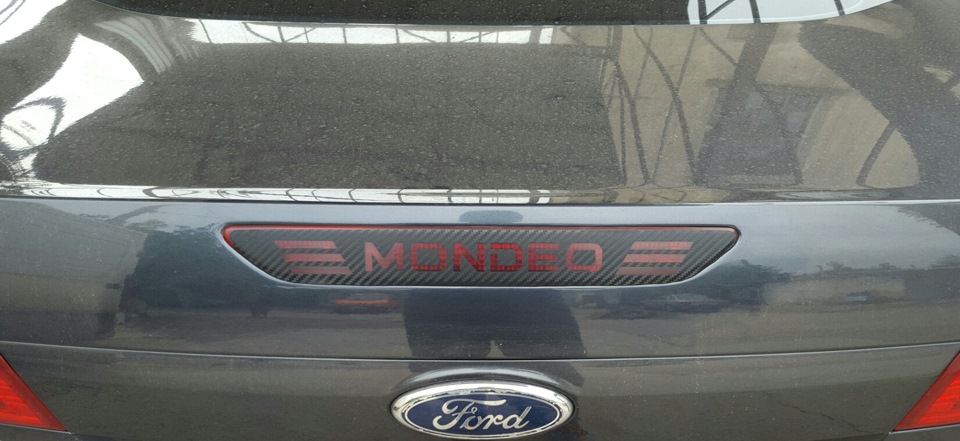 Наклейка на стоп сигнал — Ford Mondeo IV, 2 л, 2010 года | тюнинг | DRIVE2