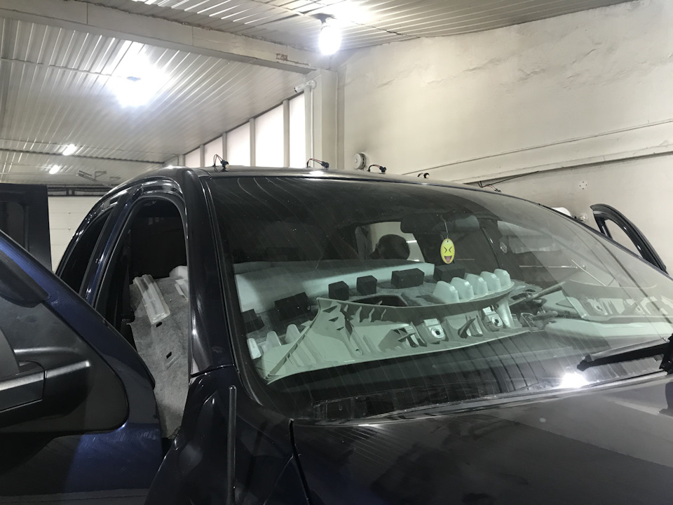 Огни автопоезда — Toyota Tundra (II), 4,6 л, 2010 года | электроника ...