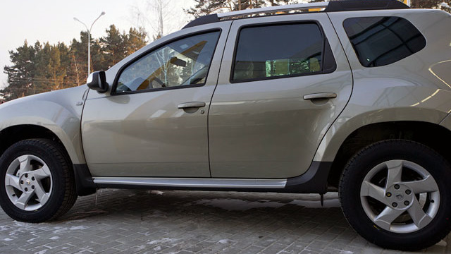 Renault Duster Бежевый 2014 с пробегом 43 599 км. в АЦ Стеллар в Санкт-Петербург