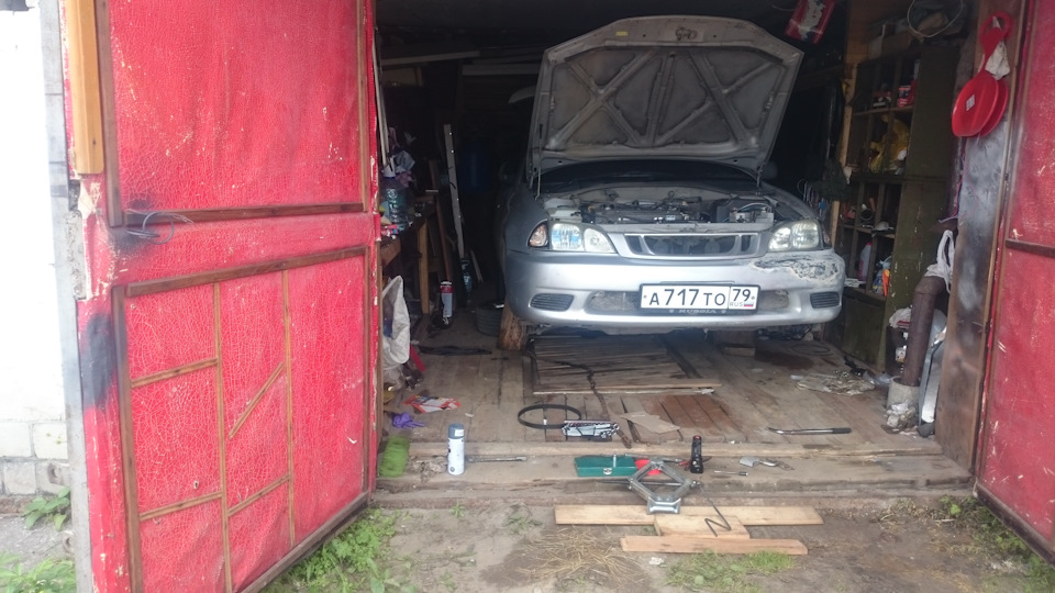 Решился поменять заднюю подушку — Toyota Caldina (210), 1,8 л, 2000 ...