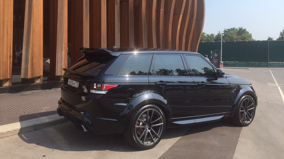 Land Rover Range Rover Sport Renegade Drive2