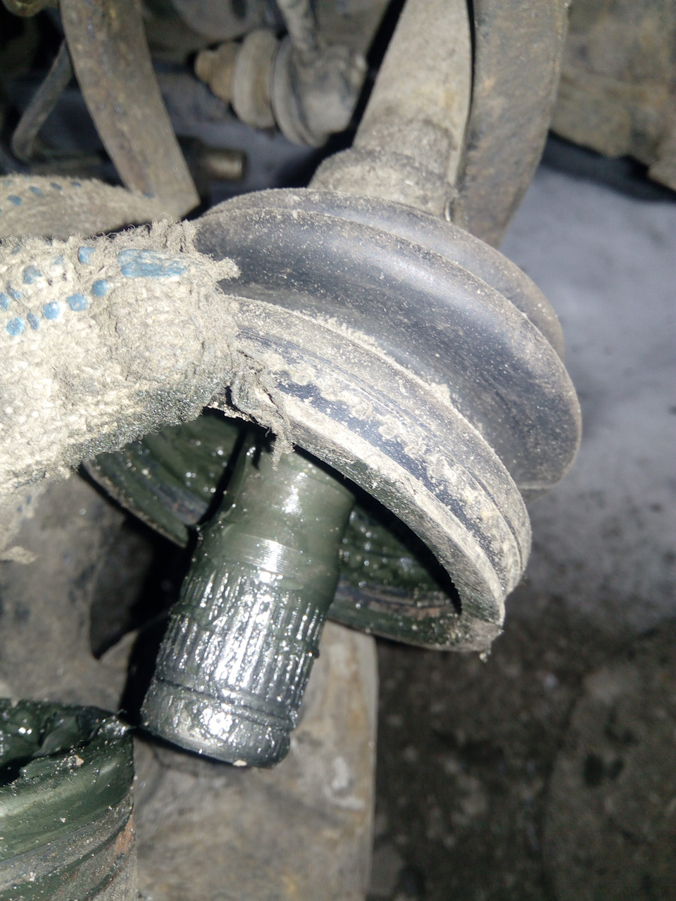 Можно ли восстановить шлицы на приводе? — Mazda 6 (1G) GG, 2 л, 2006 ...