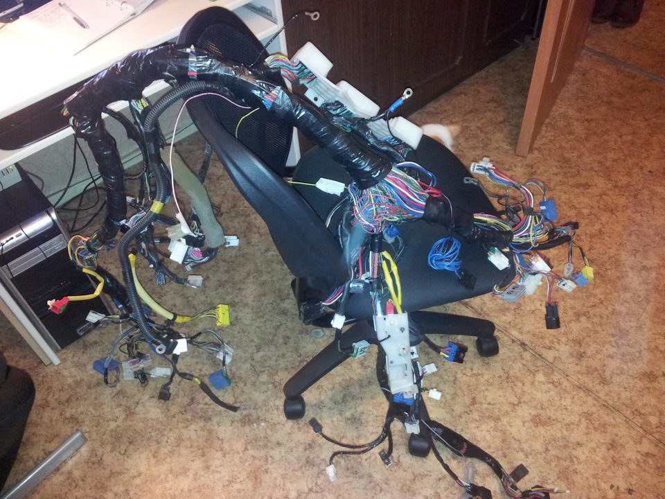 Переделка проводки галанта с праворульного на леворульный вариант ...