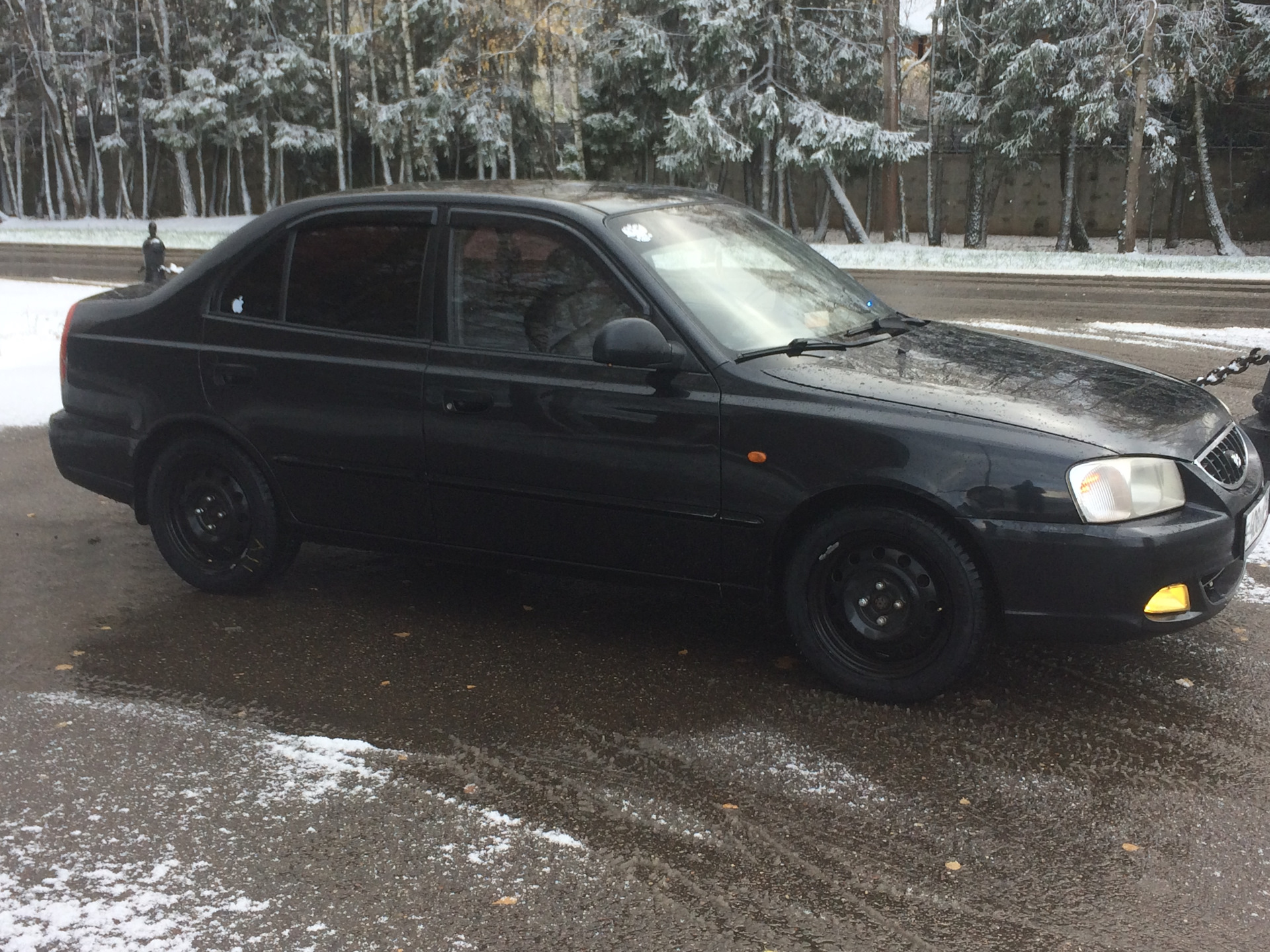 Акцент черного цвета. Hyundai Accent 2007 черный. Hyundai Accent черный. Акцент на 15 штампах. Акцент 1,5 витка.