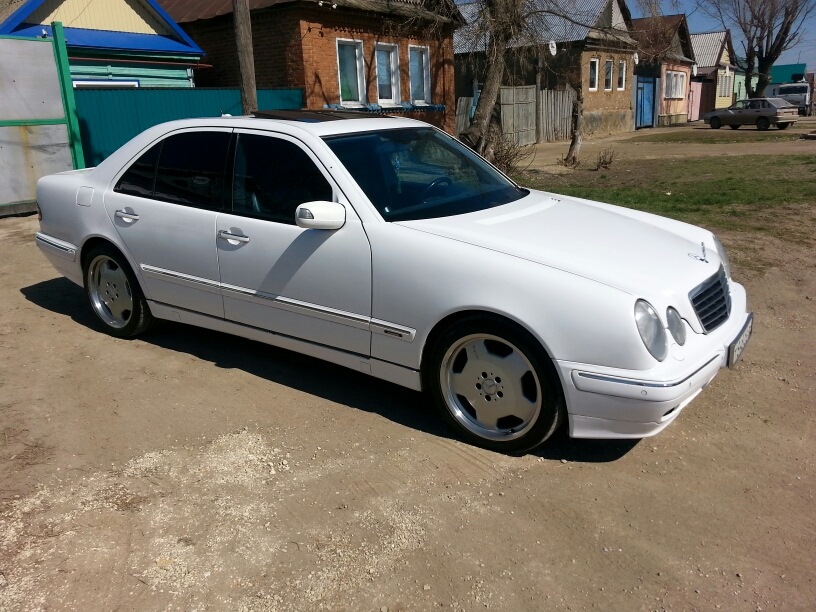 Mercedes Benz w210 Monoblock