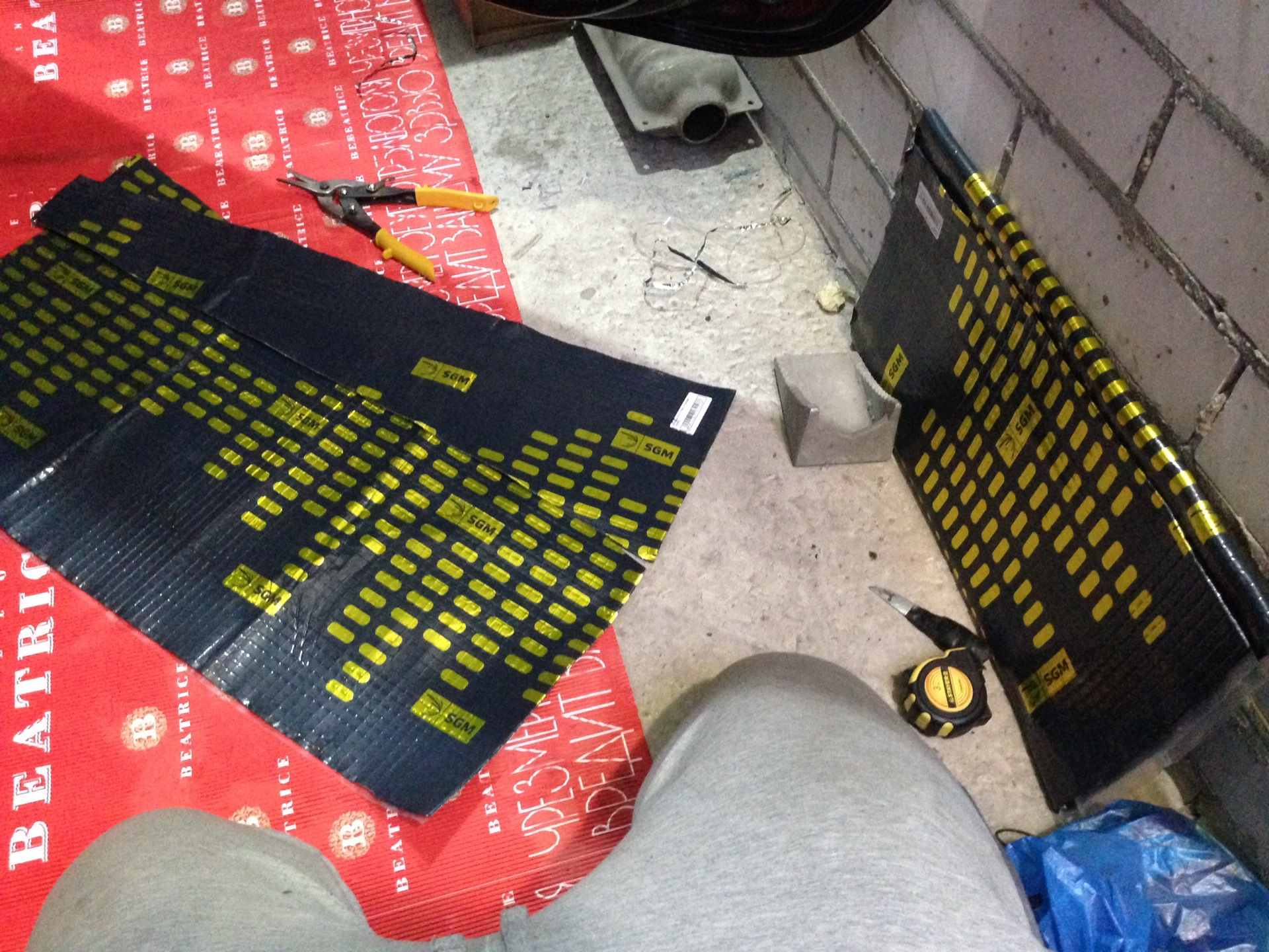 #43 Шумовиброизоляция правой двери — Hyundai Genesis Coupe, 2 л, 2010 ...