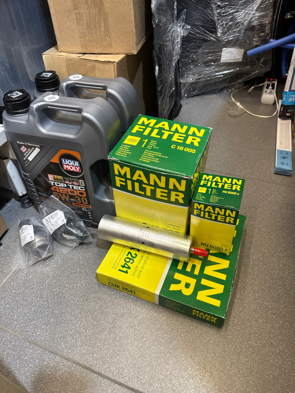 Фото в бортжурнале Audi A7 Sportback (1G). Запчасти на фото: C16005, CUK2641, HU8005Z