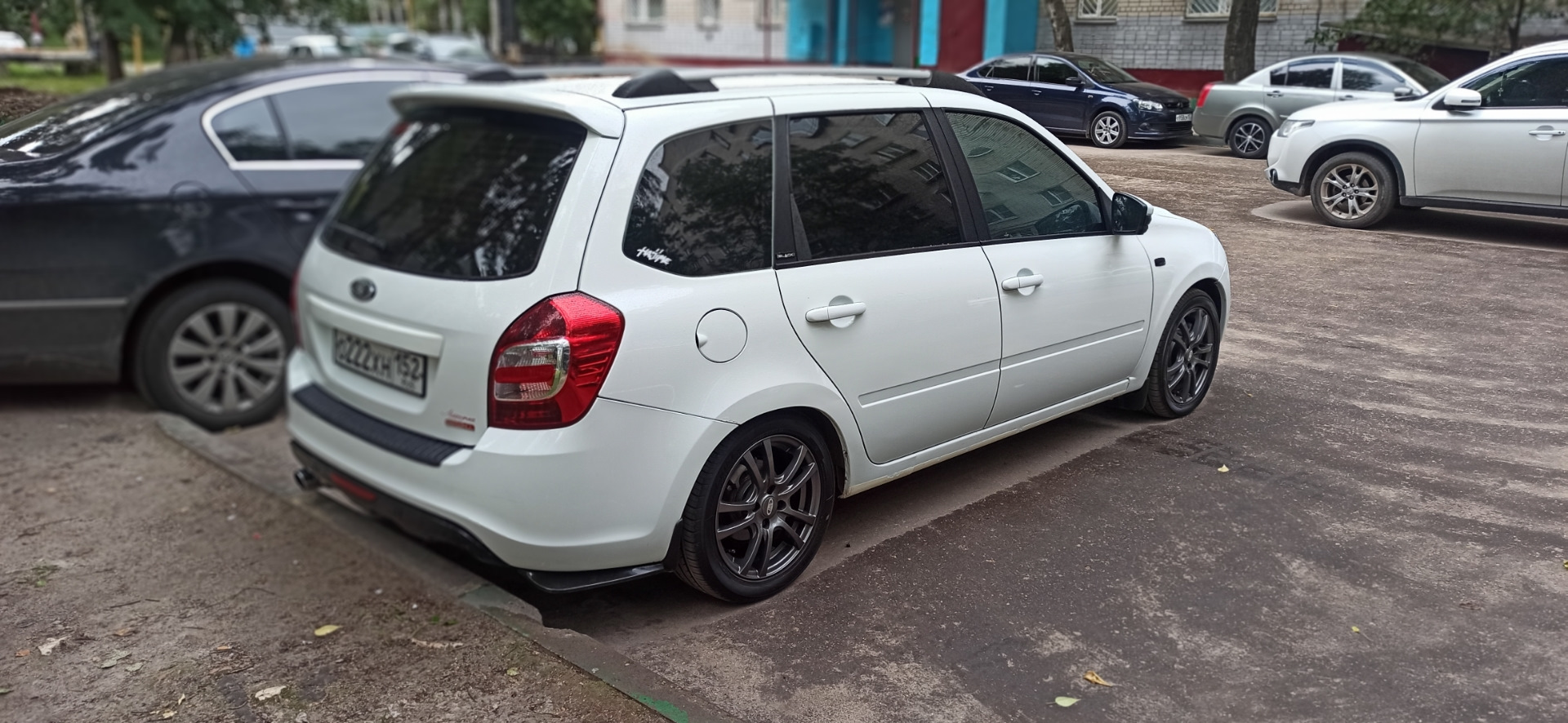 Новый спойлер — Lada Калина 2 универсал, 1,6 л, 2018 года | тюнинг | DRIVE2