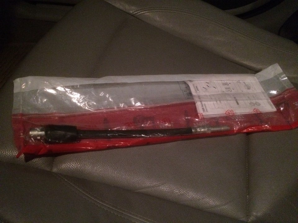 Замена задней тормозной трубки и шланга — BMW 1 series (E81/E87), 2 л ...