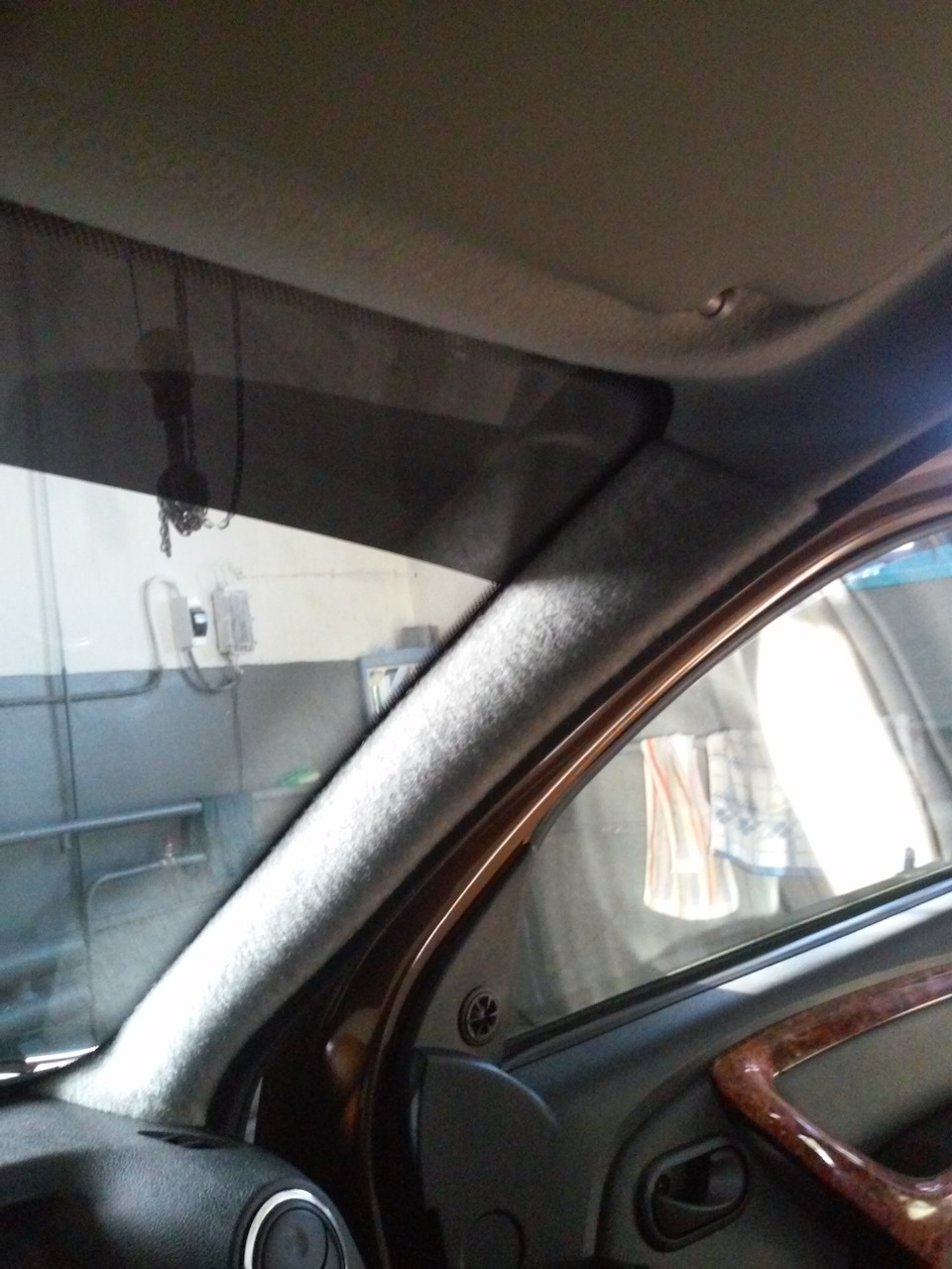 Делаем черный потолок на дастере