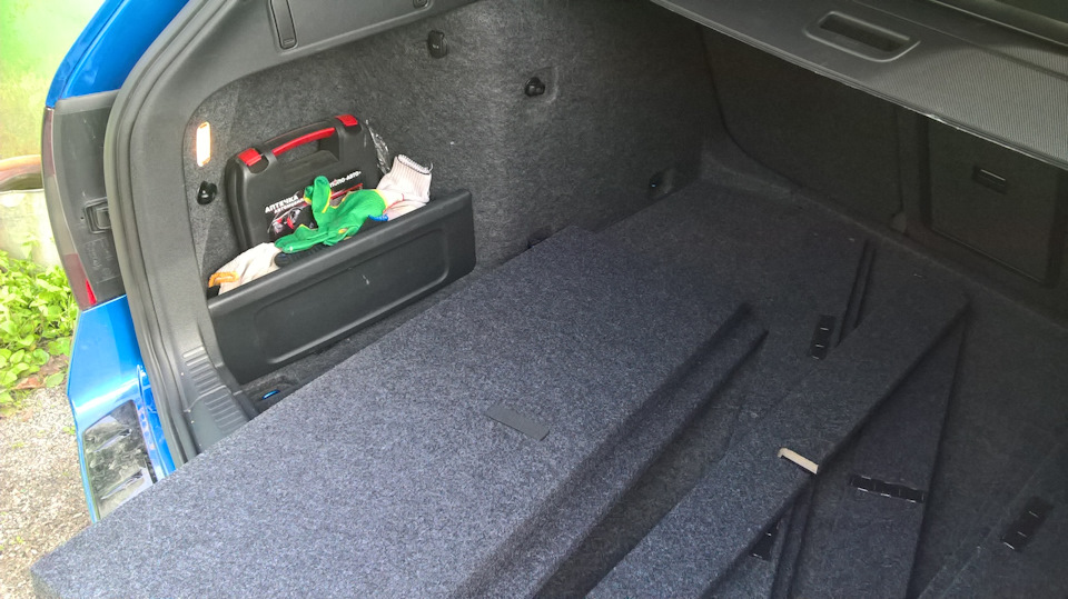 Фото в бортжурнале Skoda Octavia Combi A7 Mk3